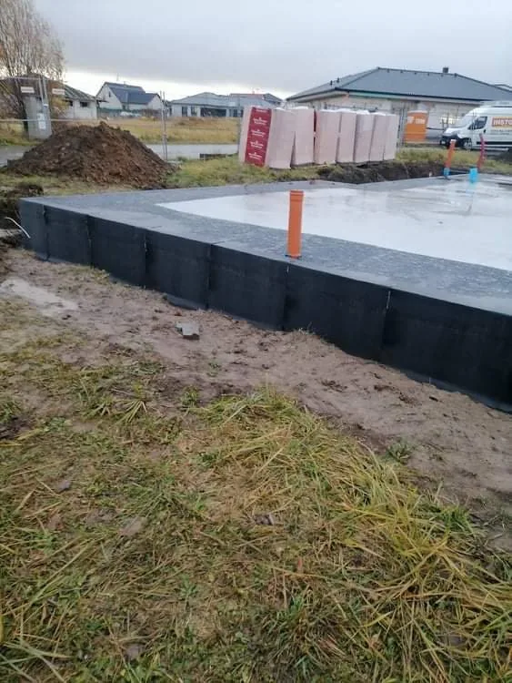 Základy, základová konstrukce a příprava návazností